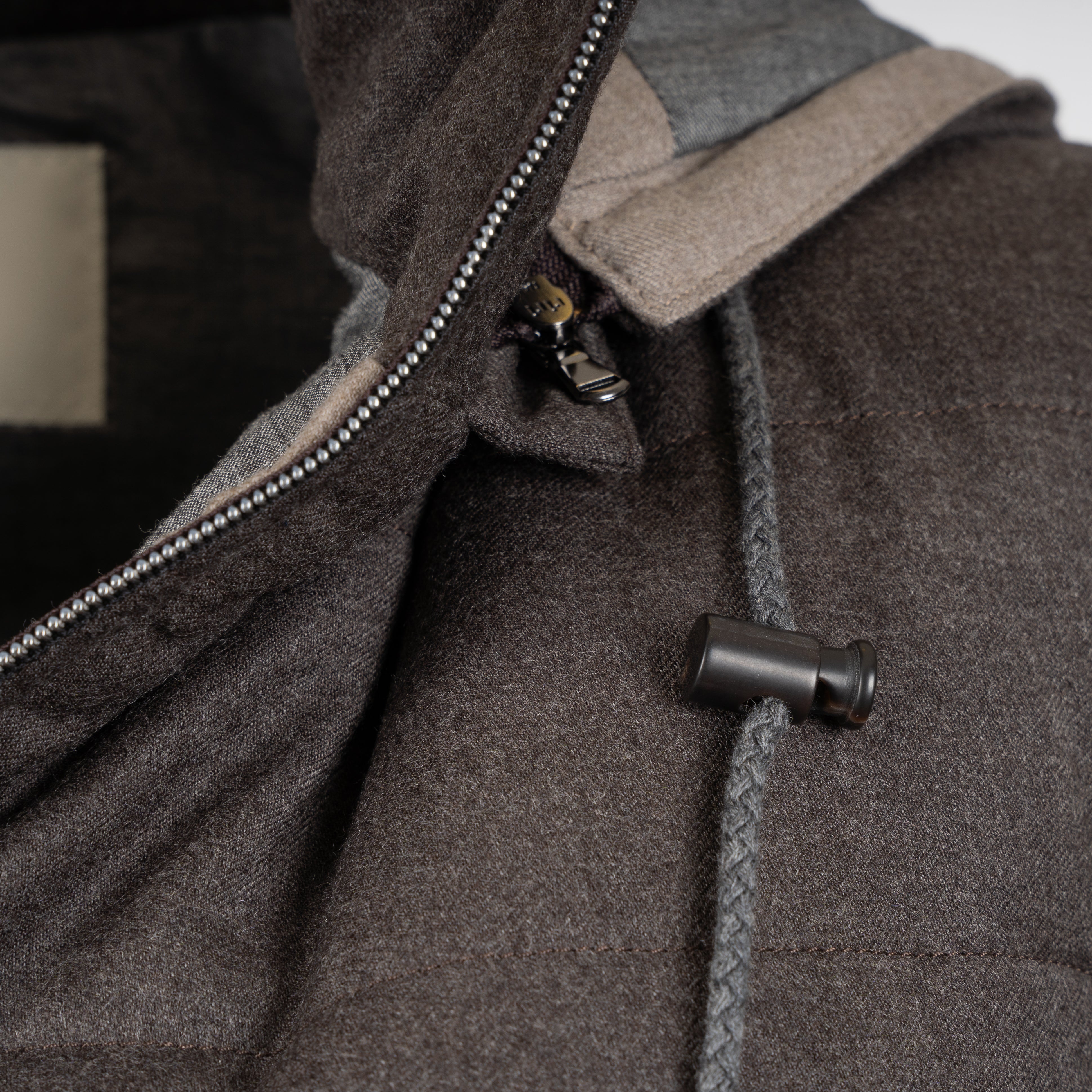 L.B.M. 1911 Bodywarmer Bruin | Padded Hooded Gillet