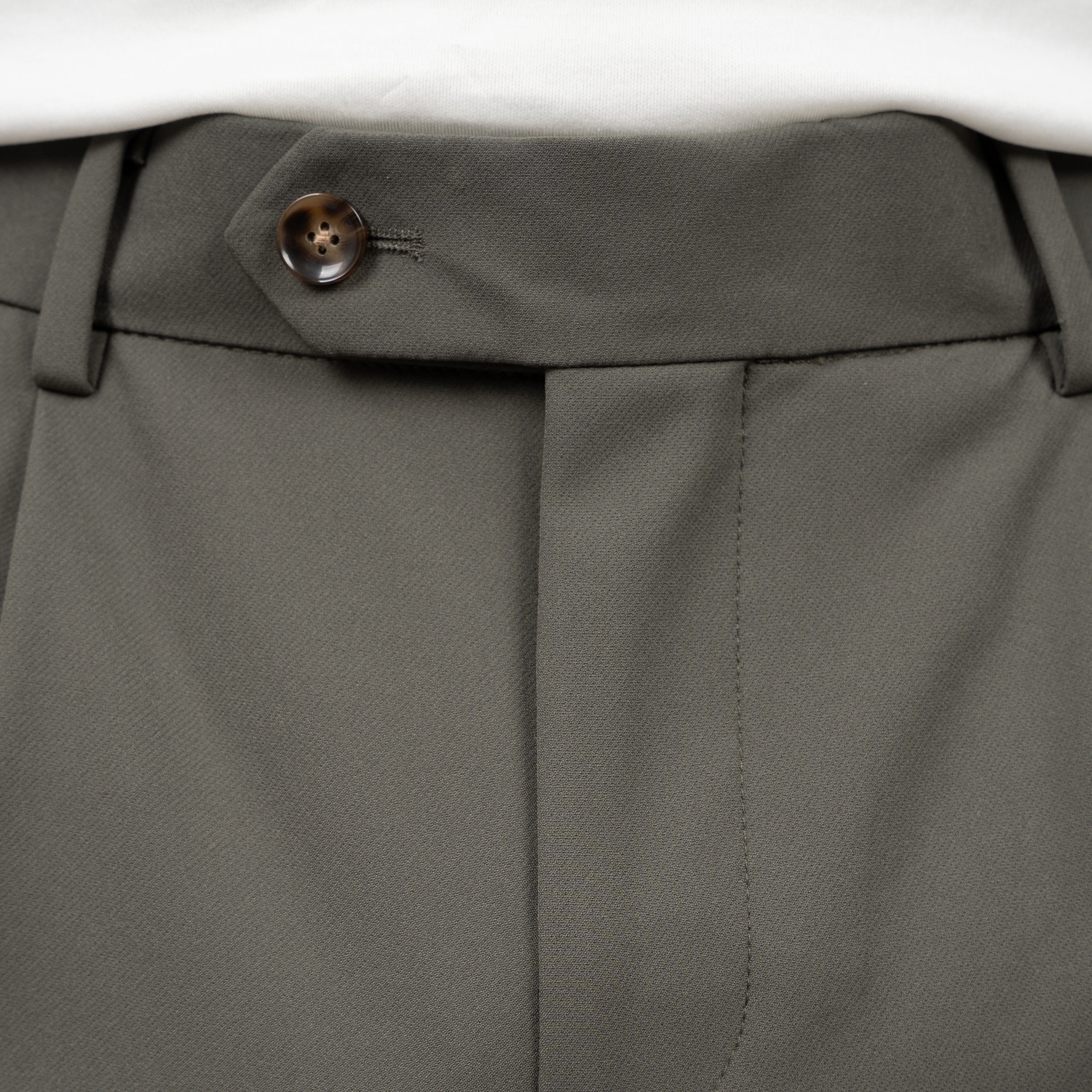 SEVEN DIALS Chino Groen | Murdo