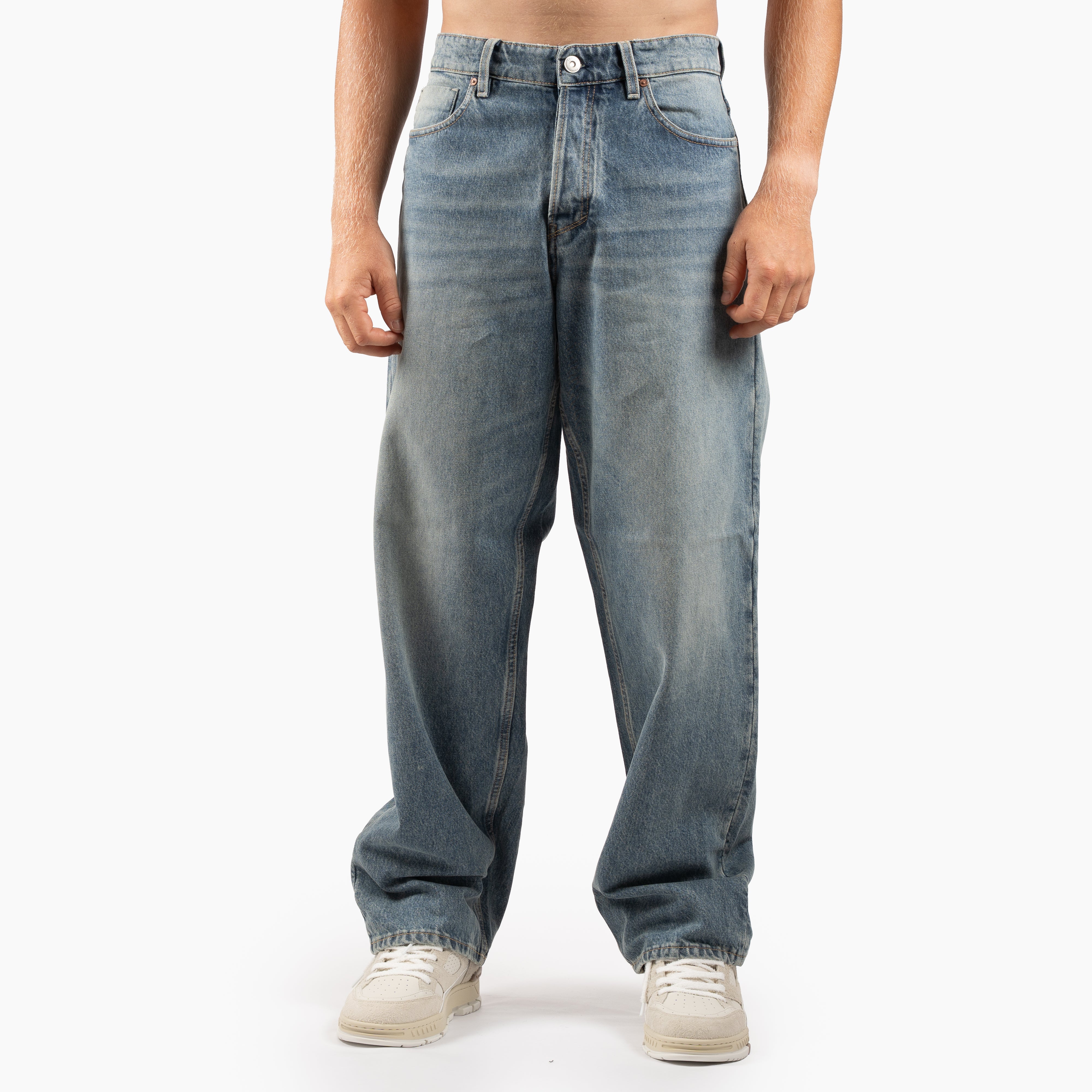 Tenue. Jeans Middenblauw | Jim Arroyo