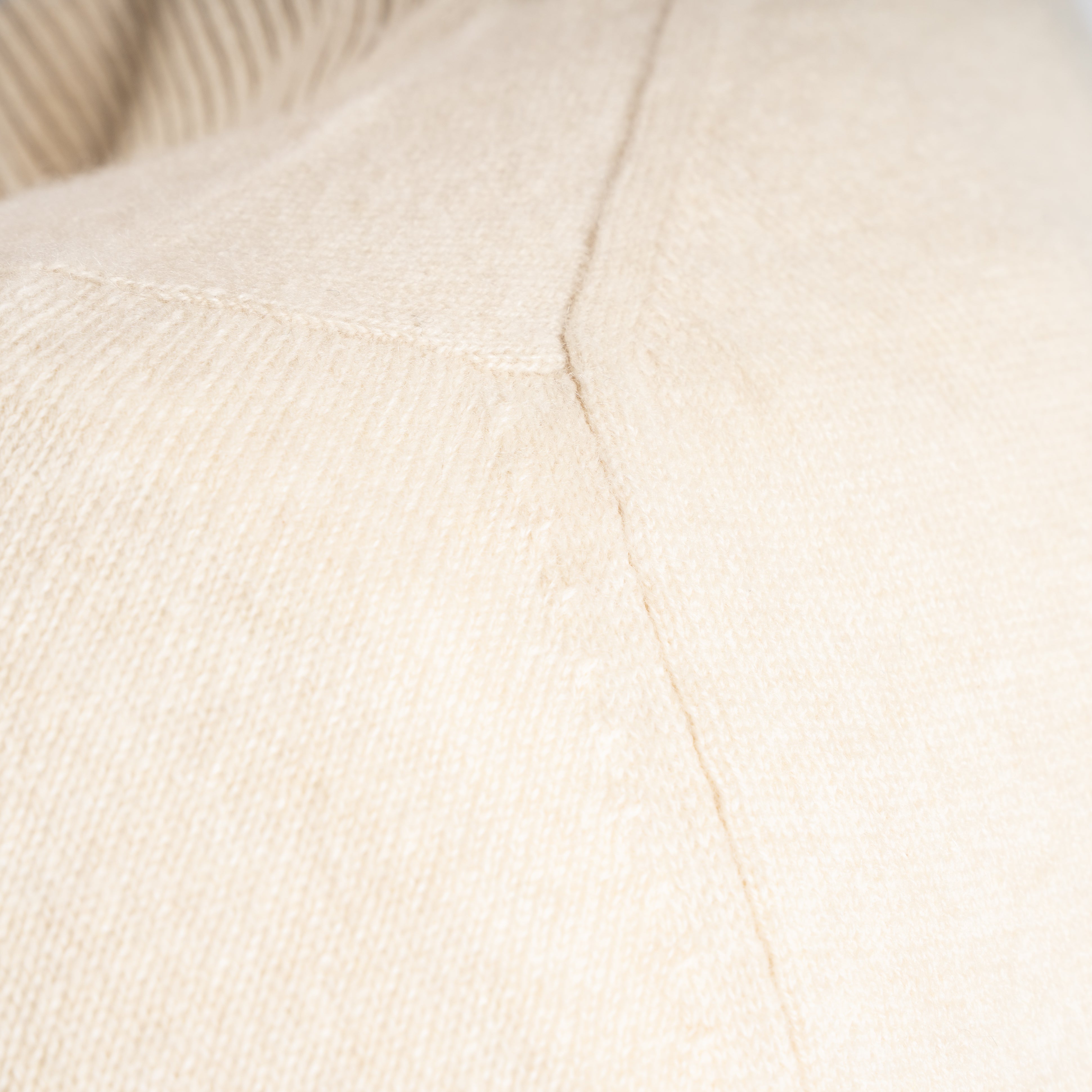 Fedeli Gebreide Trui met Rits Beige | Favonio Persia Cashmere