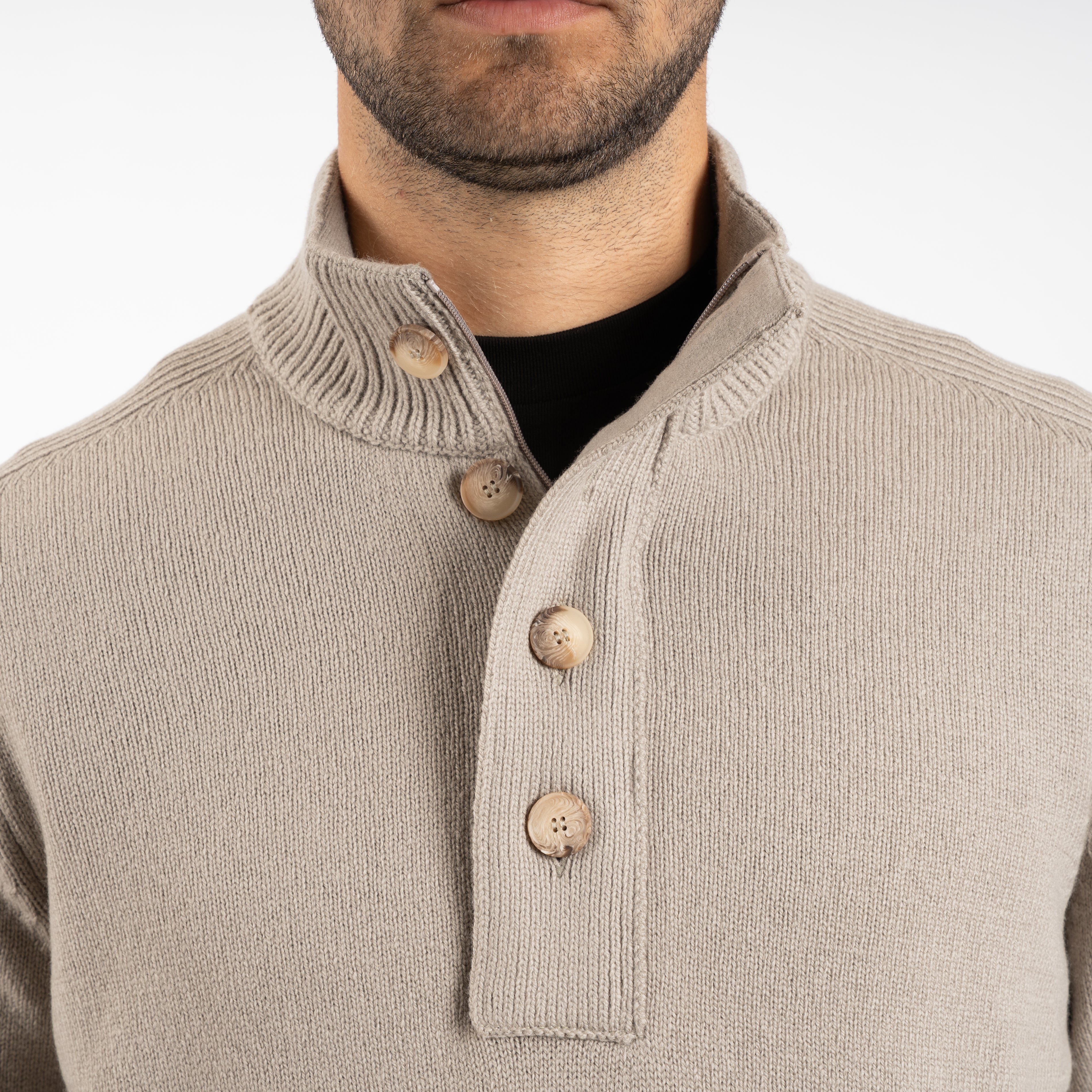Gran Sasso Gebreide Trui met Knopenlijst Beige | Super Geelong