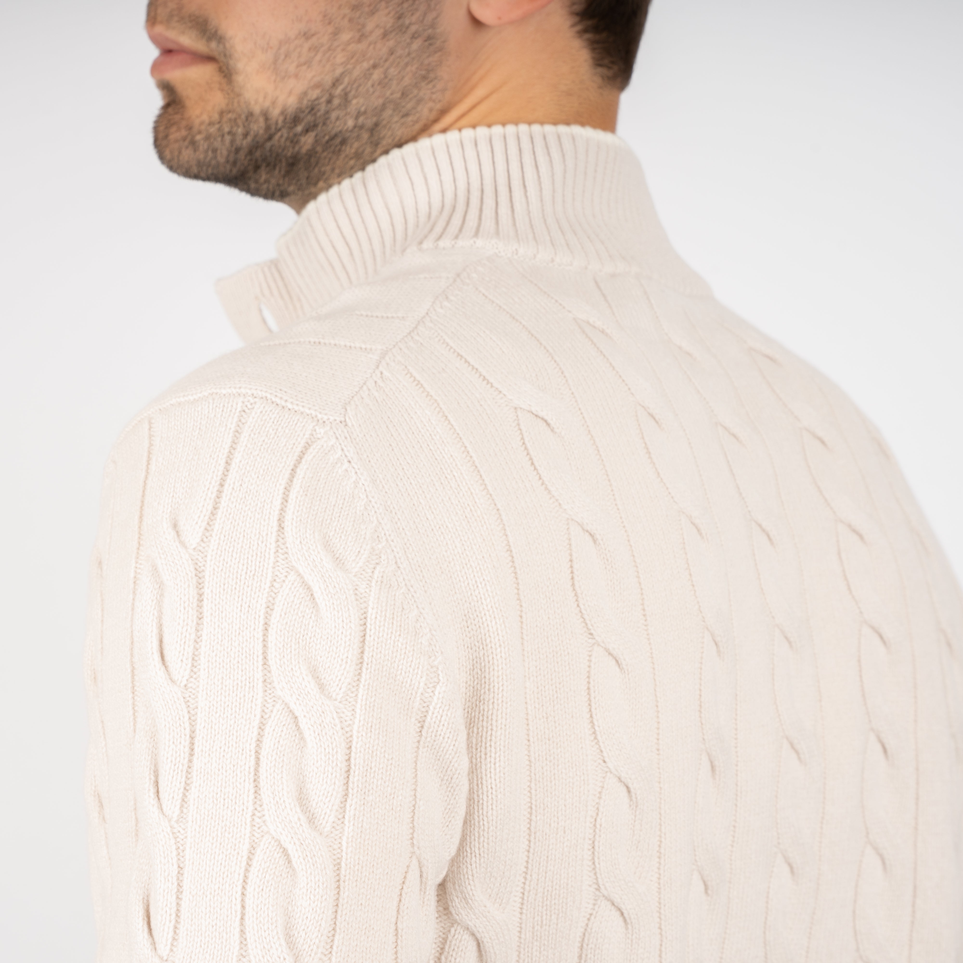Gran Sasso Gebreide Kabeltrui met Knopenlijst Crème | Cashmere Lana