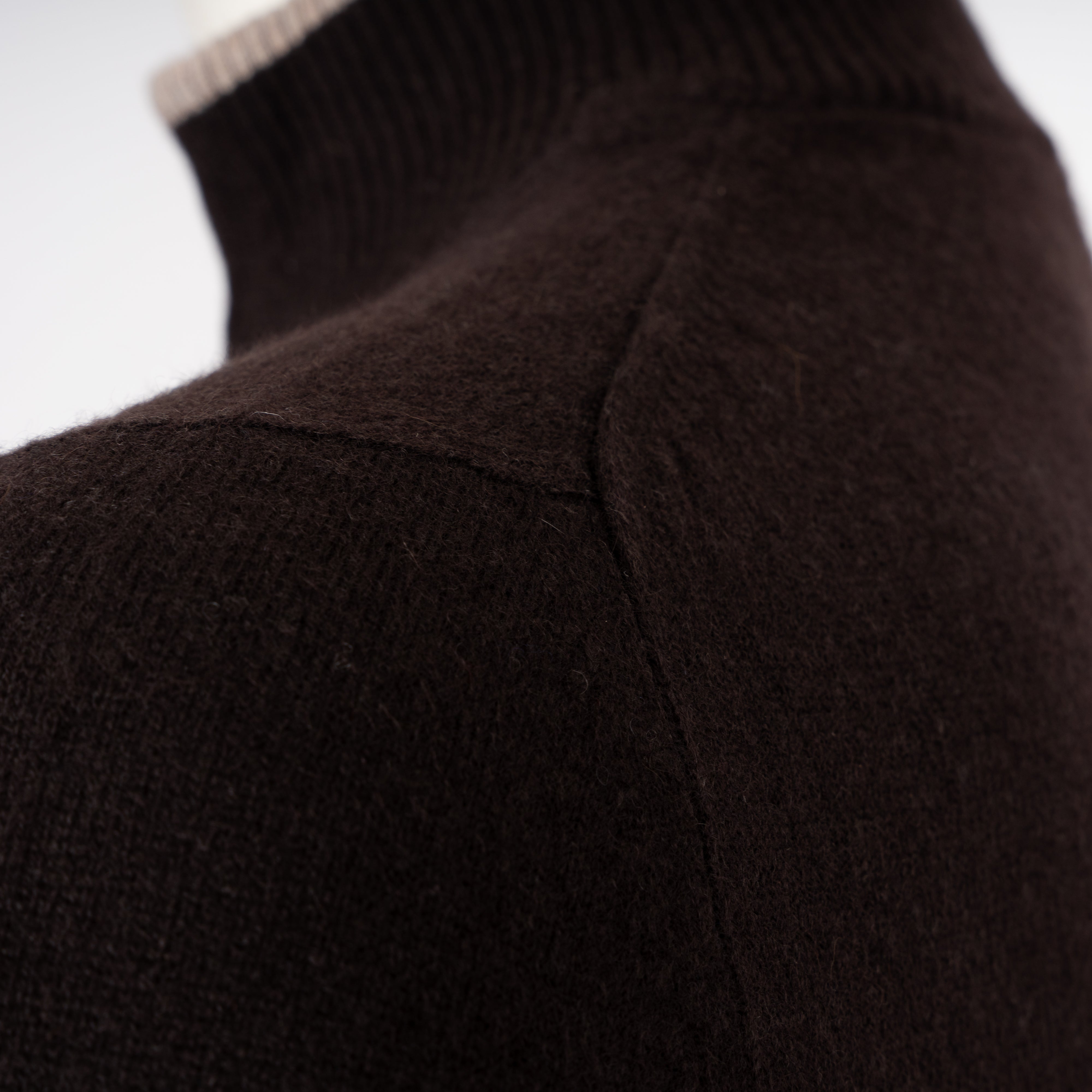 Fedeli Gebreide Trui met Rits Bruin | Favonio Persia Cashmere