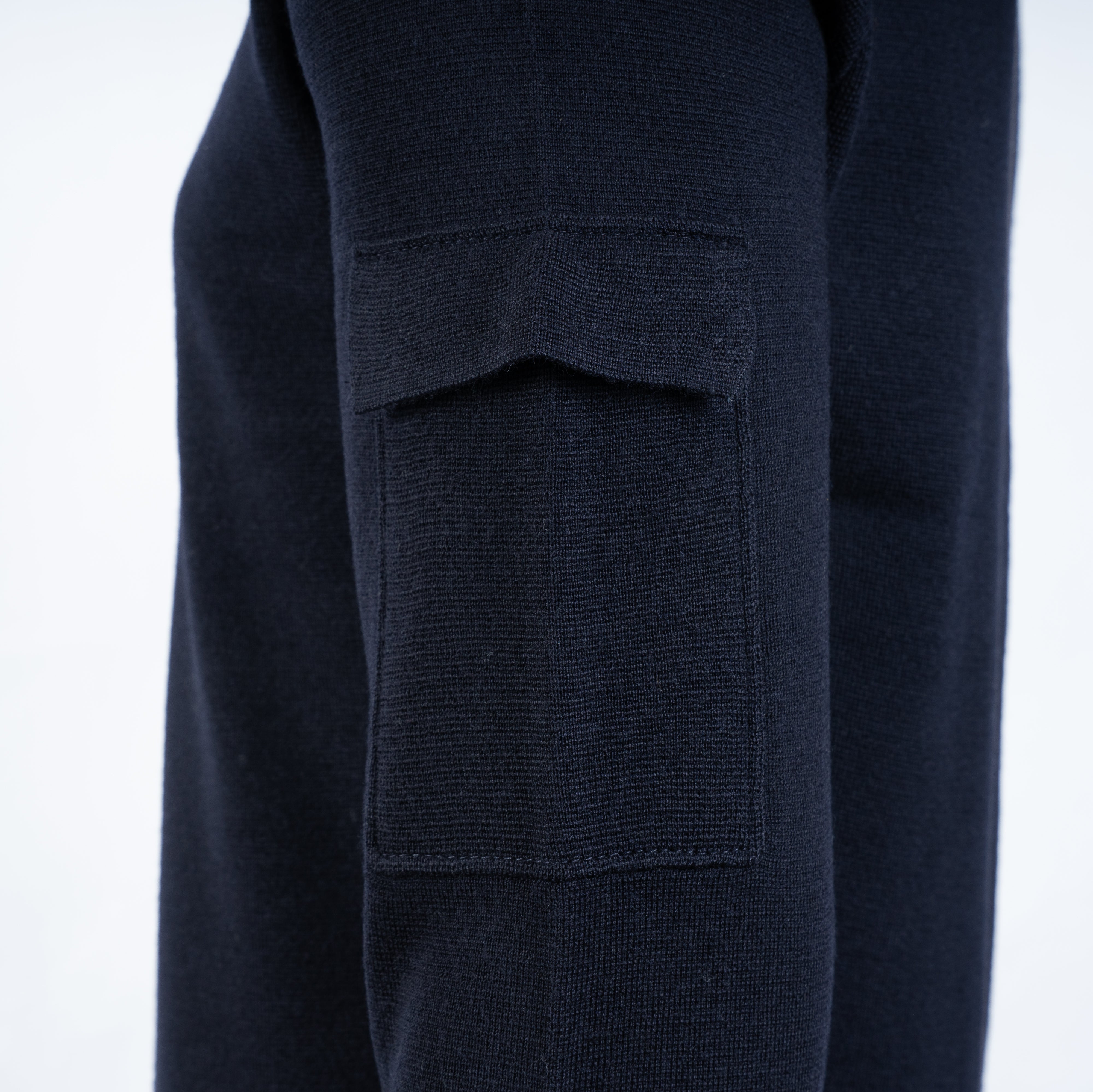 Genti Gebreide Trui met Knopenlijst Blauw | Wool