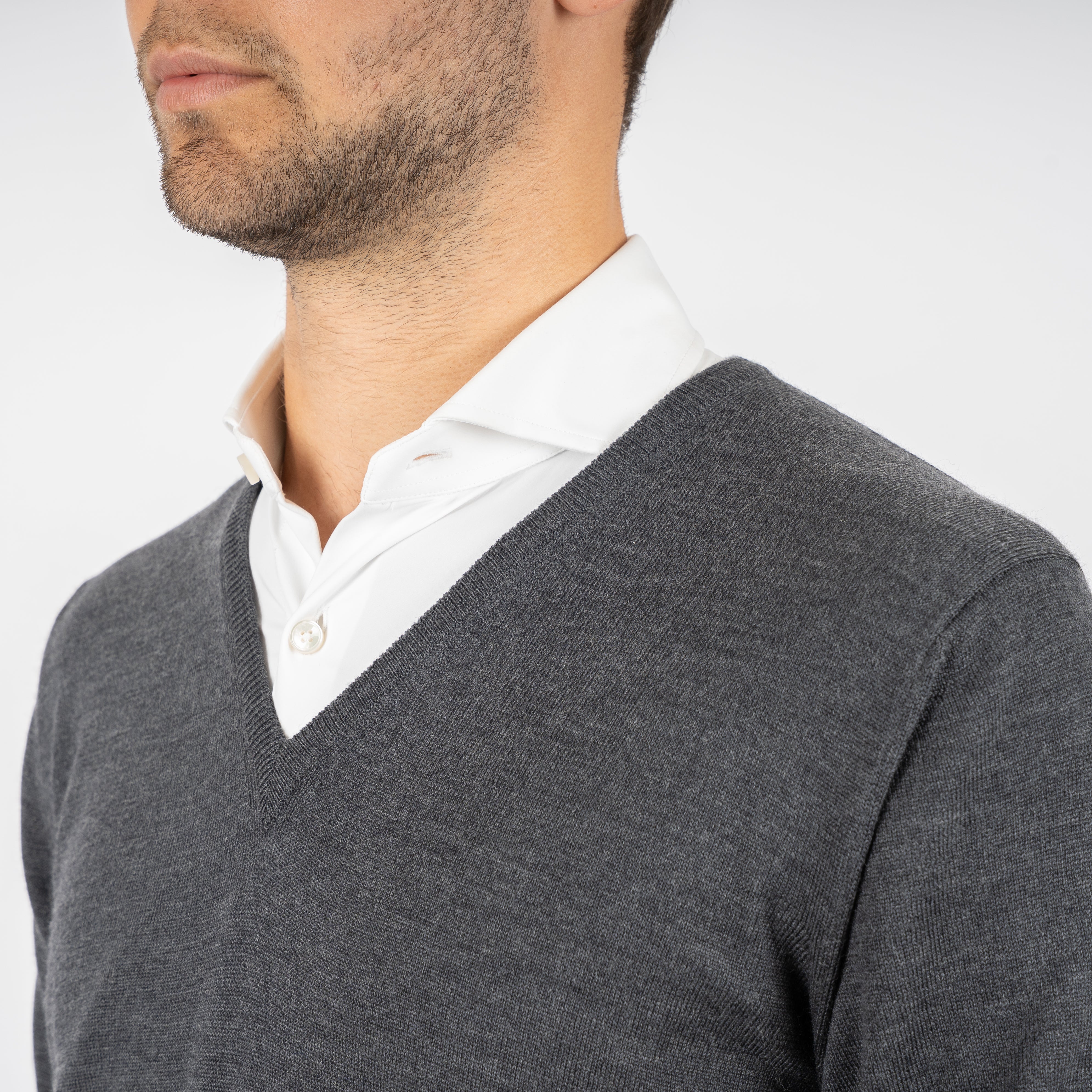 Gran Sasso Gebreide Trui V-Hals Grijs | Merino