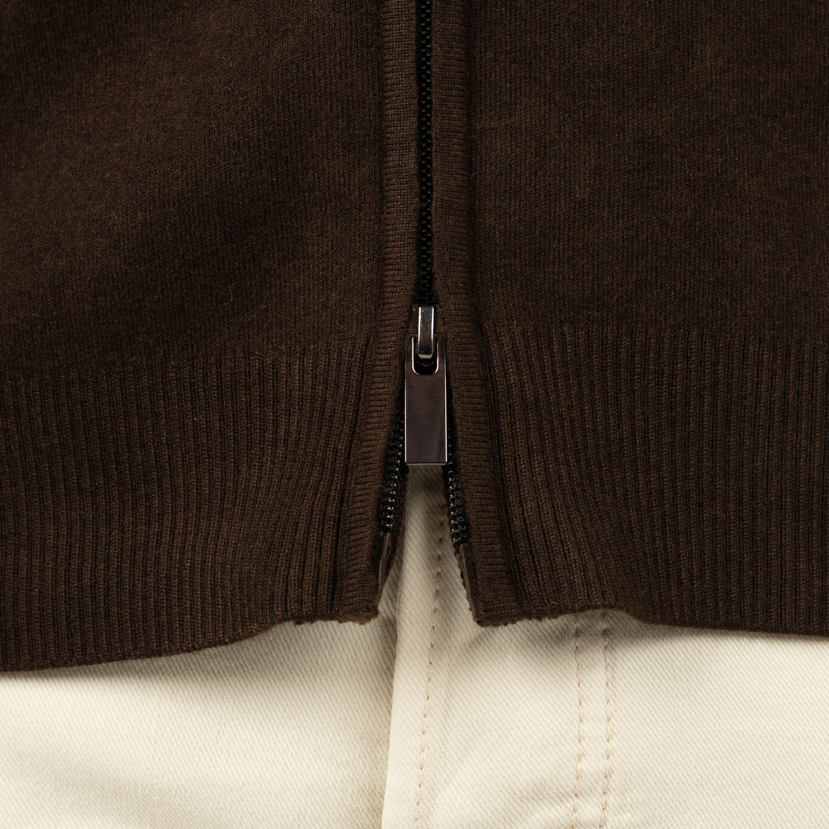 SEVEN DIALS Gebreid Vest met Rits Bruin | Wakeley