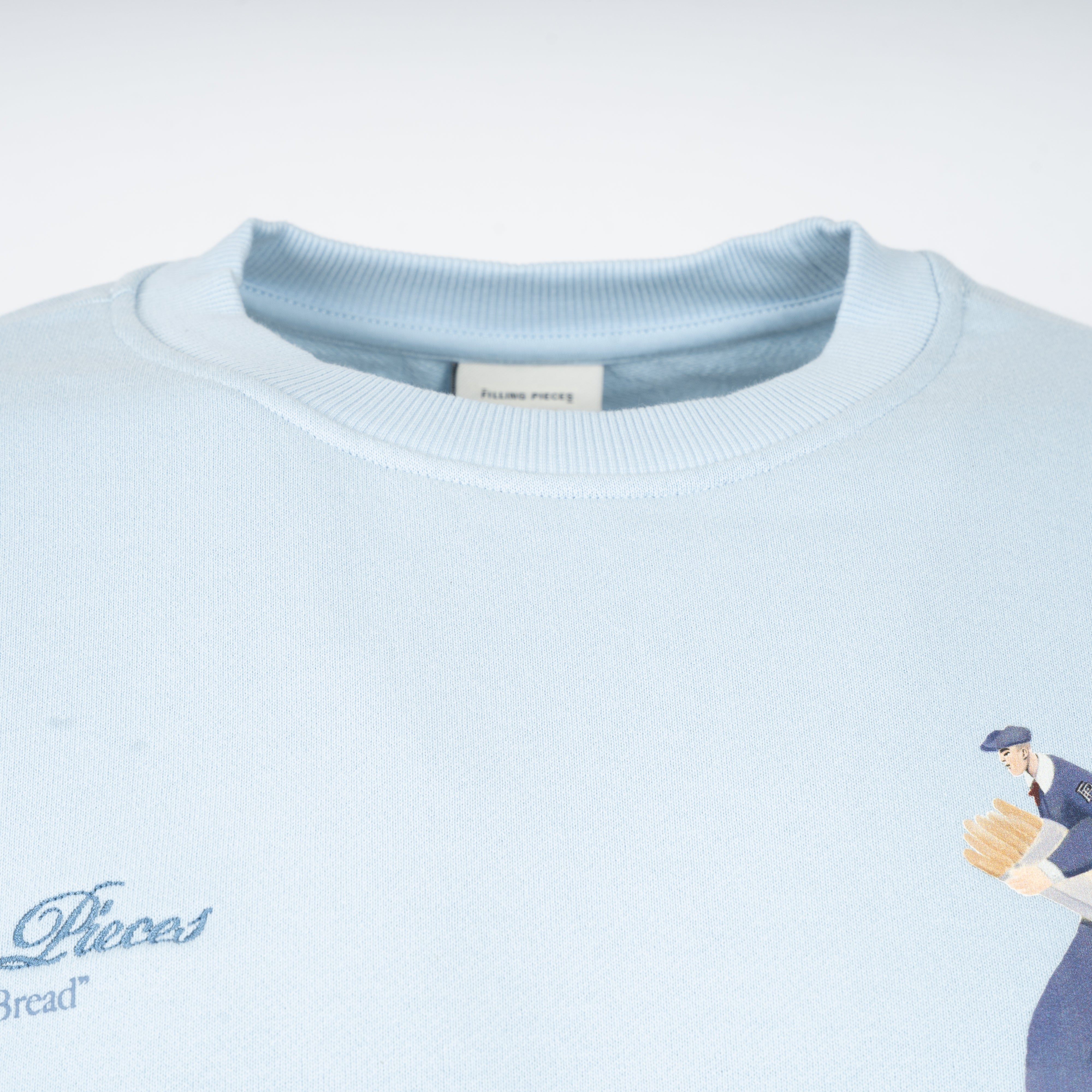 Filling Pieces Sweater Backprint Lichtblauw | Bakery