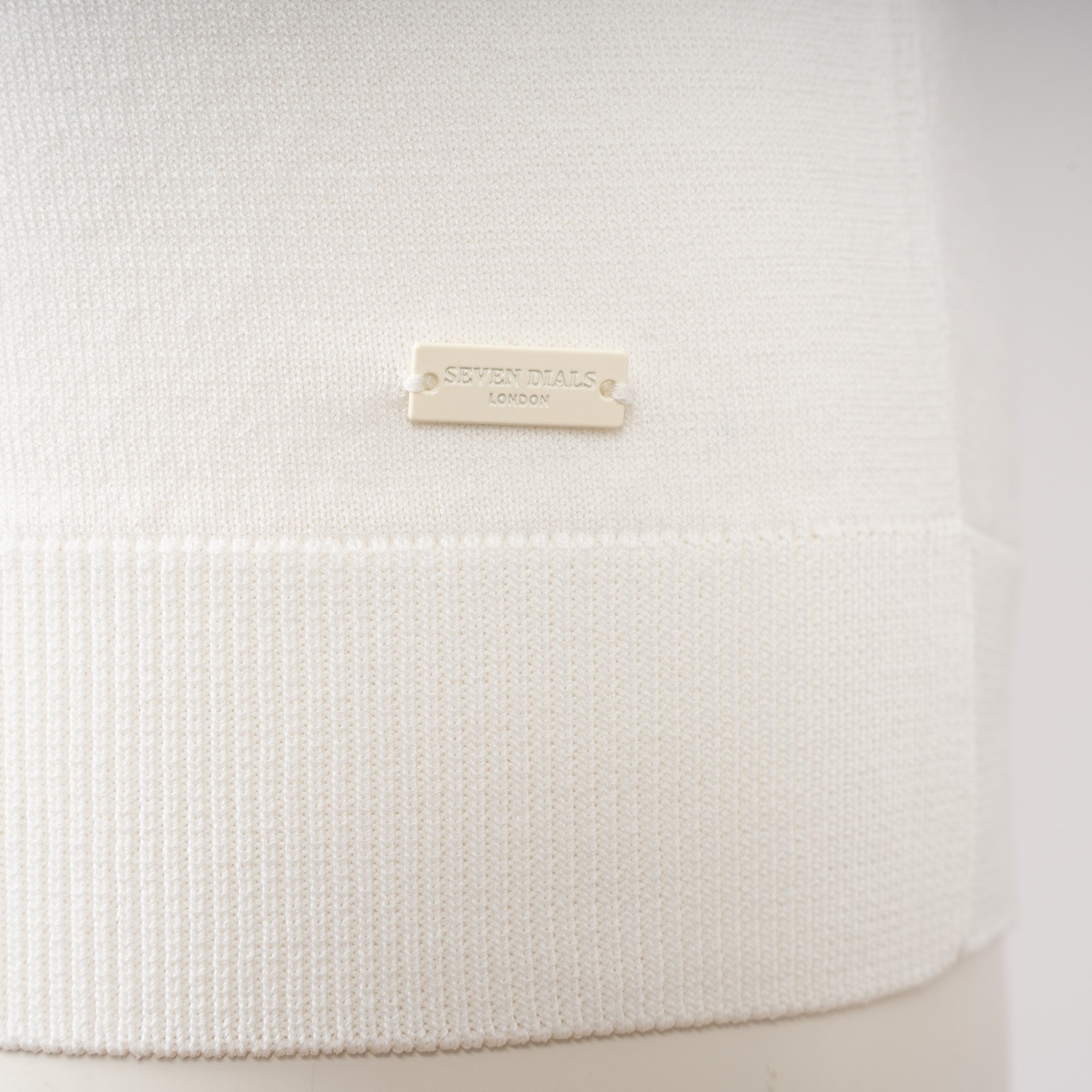 SEVEN DIALS Technische Polo met Rits Off-White | Osric