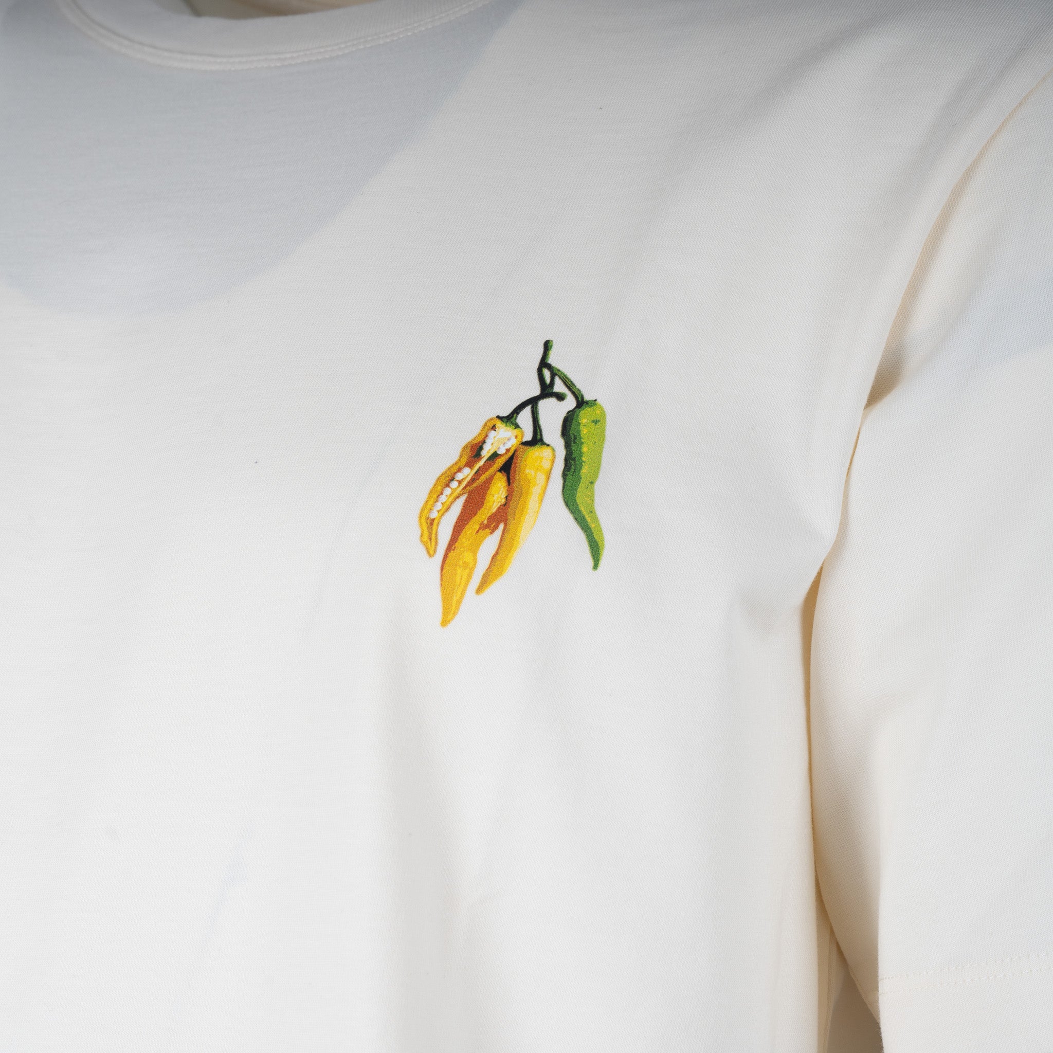 Filling Pieces T-Shirt Backprint Crème | Pepper