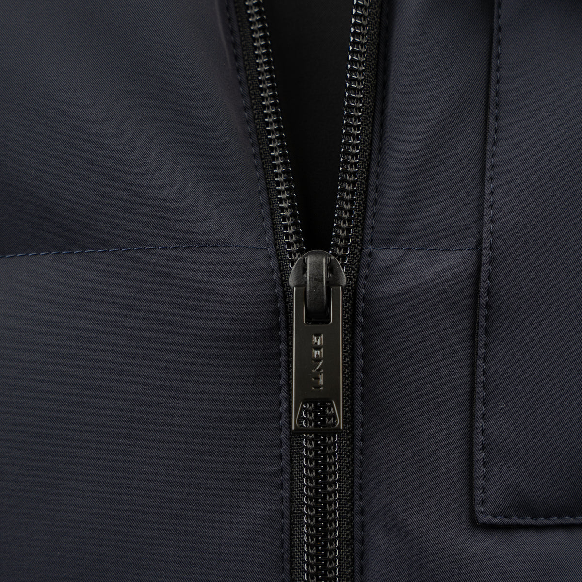 Genti Bodywarmer Blauw | Water-Repellent Nylon