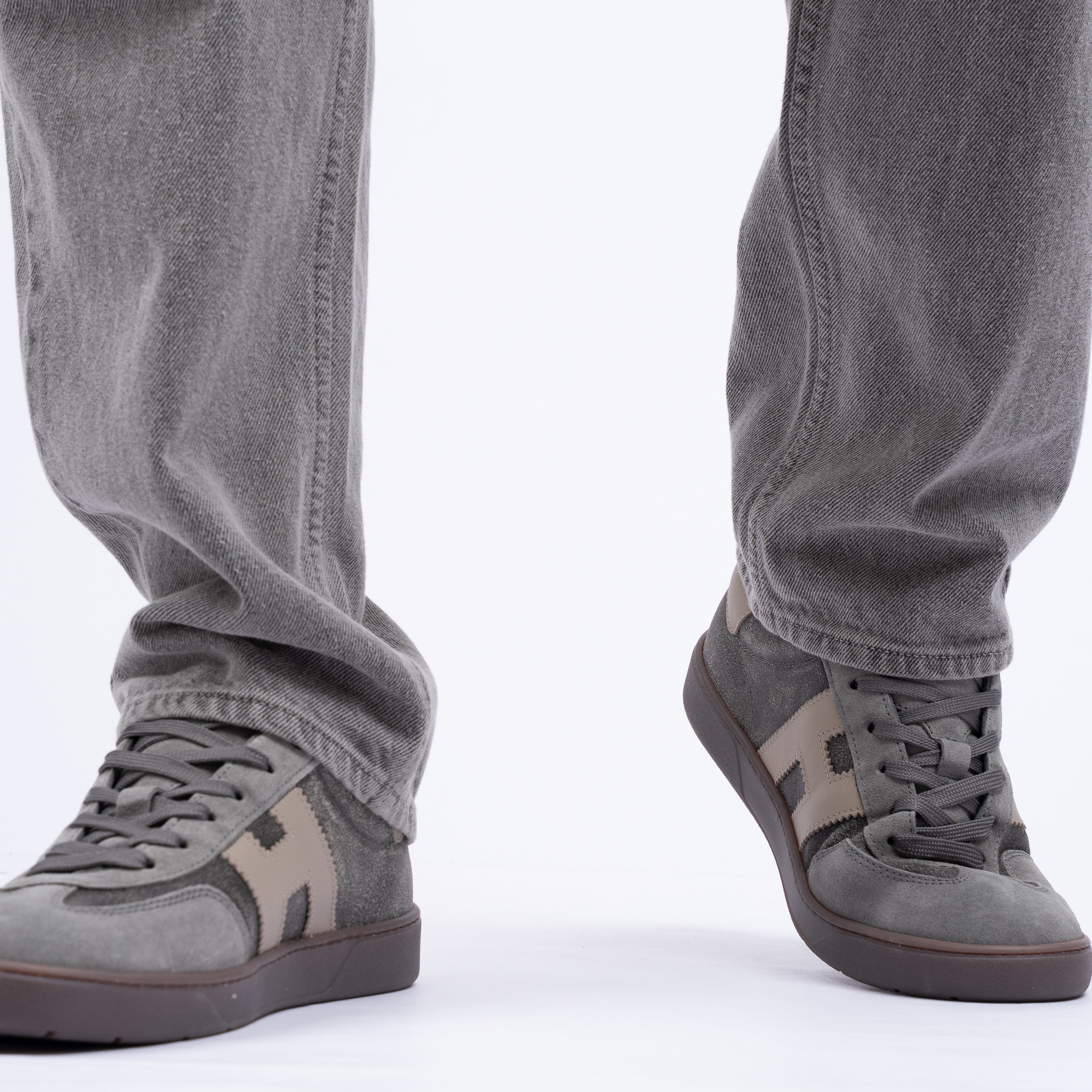 Stone Island Chino Grijs | Mineral Dyed Cotton Gabardine-TC