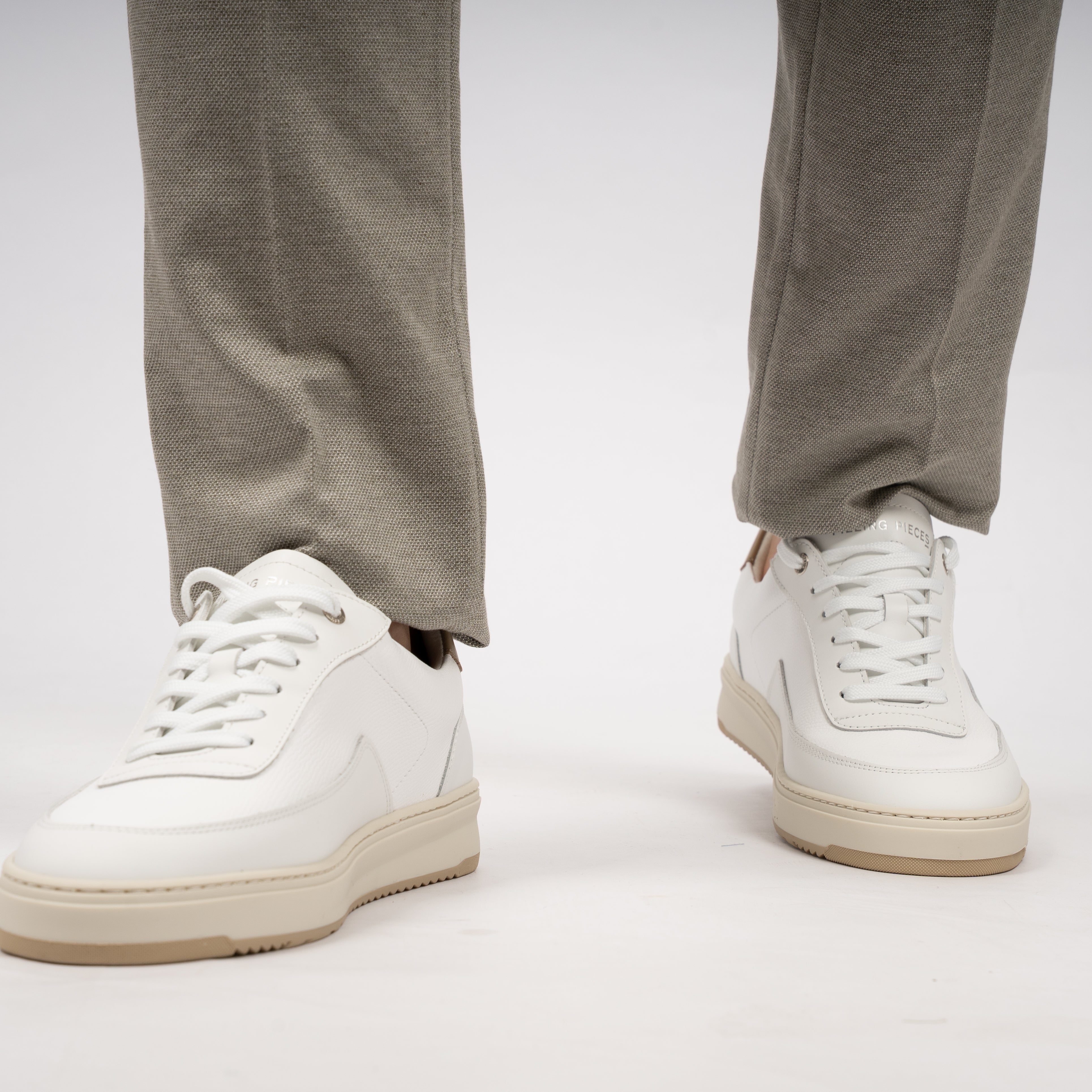 SEVEN DIALS Chino Groen | Murdo