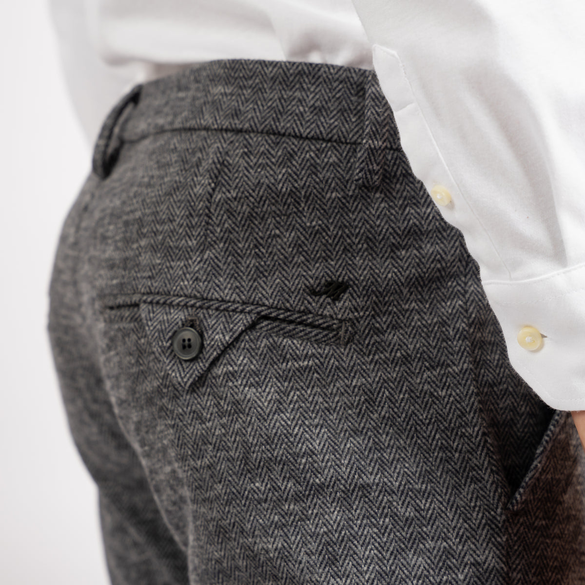 Mason's Chino Donkergrijs Visgraat | Torino Jog
