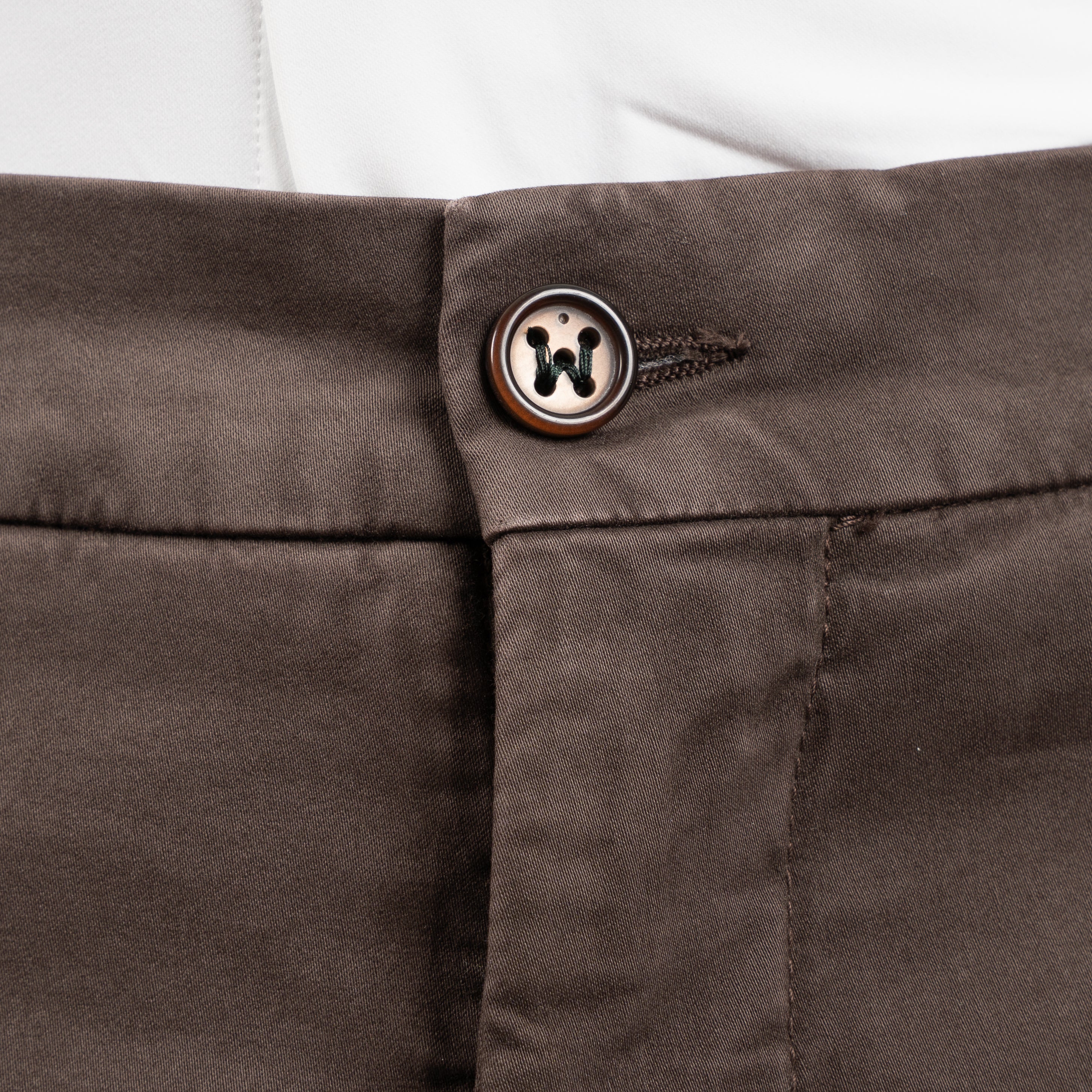Berwich Chino Bruin | Morello Elax