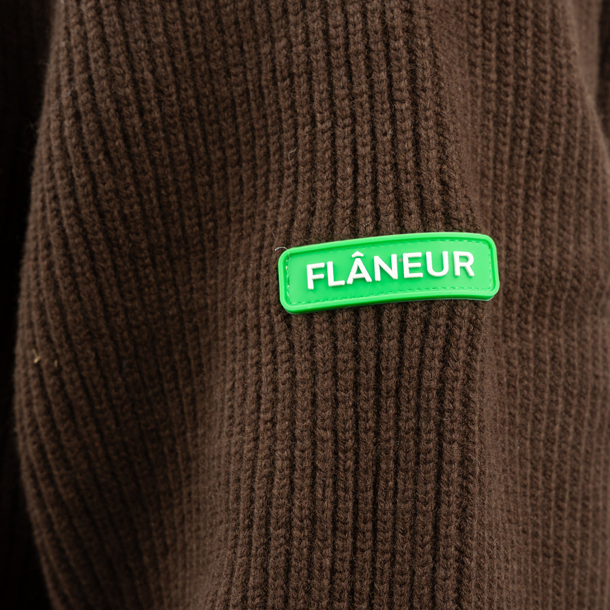Flaneur Gebreid Vest Bruin | Badge Knit