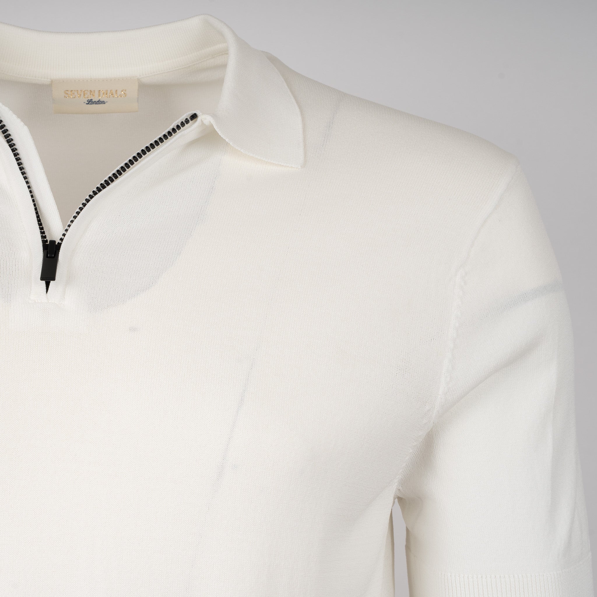 SEVEN DIALS Technische Polo met Rits Off-White | Osric