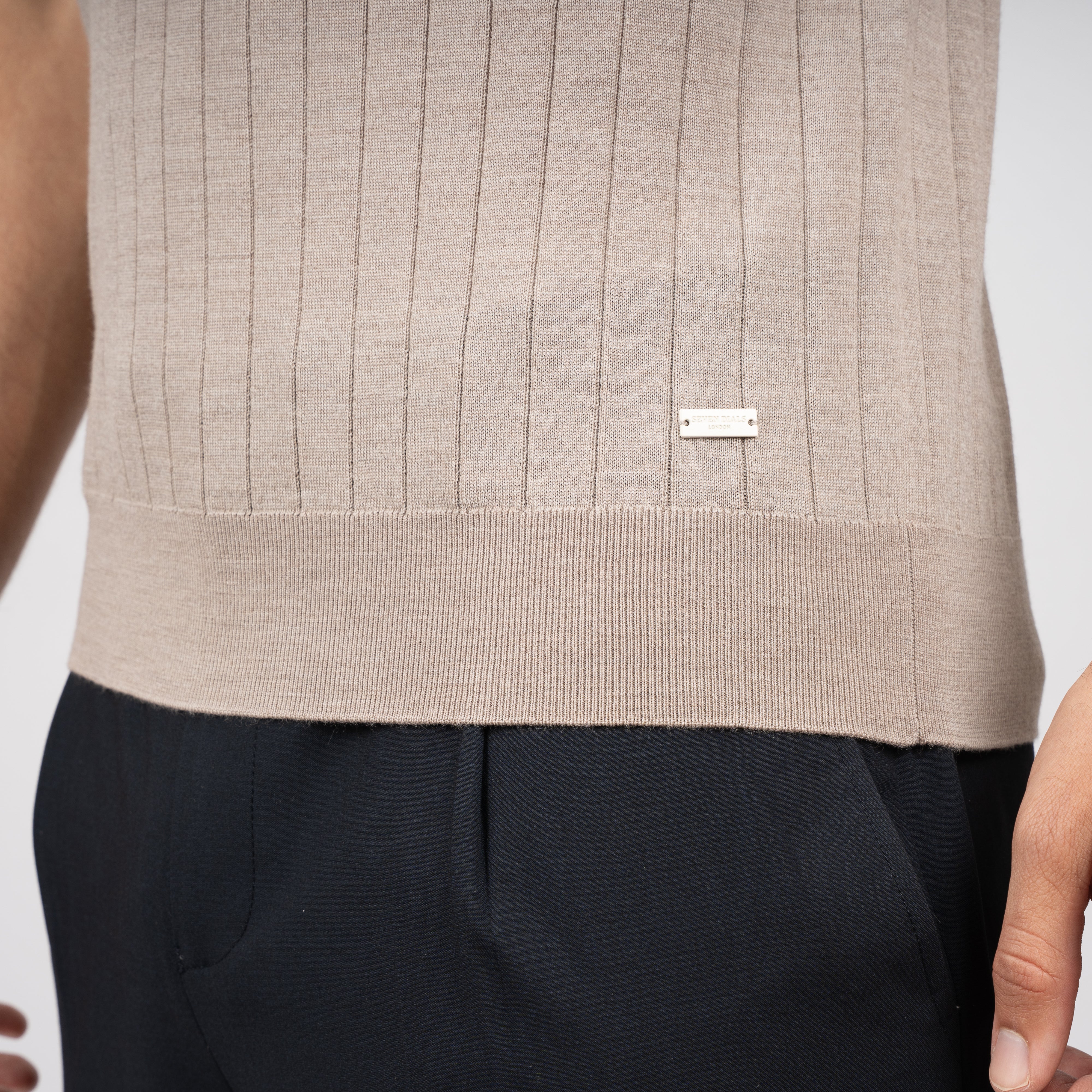 SEVEN DIALS Gebreide Polo met Rits Beige | Brentt