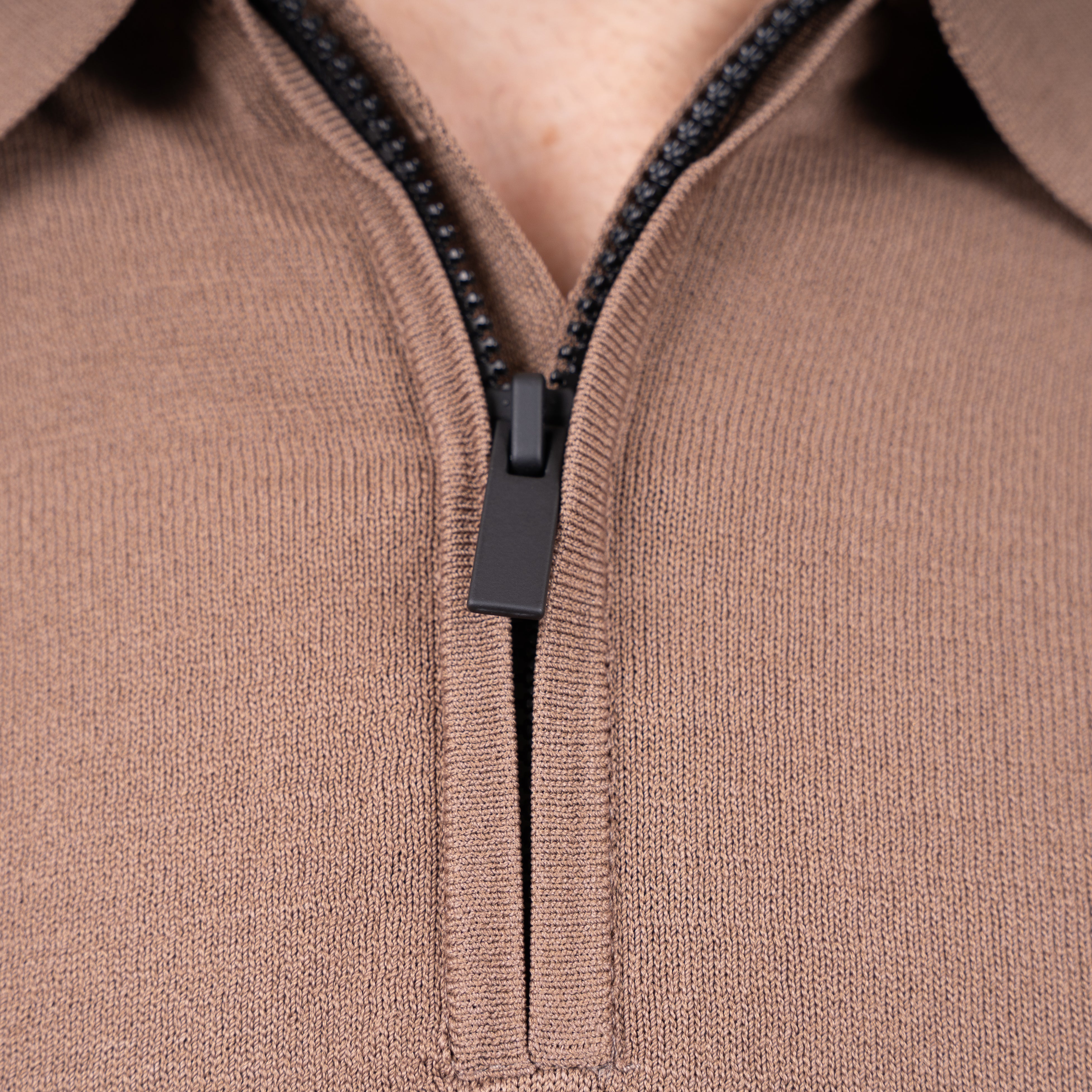 SEVEN DIALS Technische Polo met Rits Roestbruin | Osric