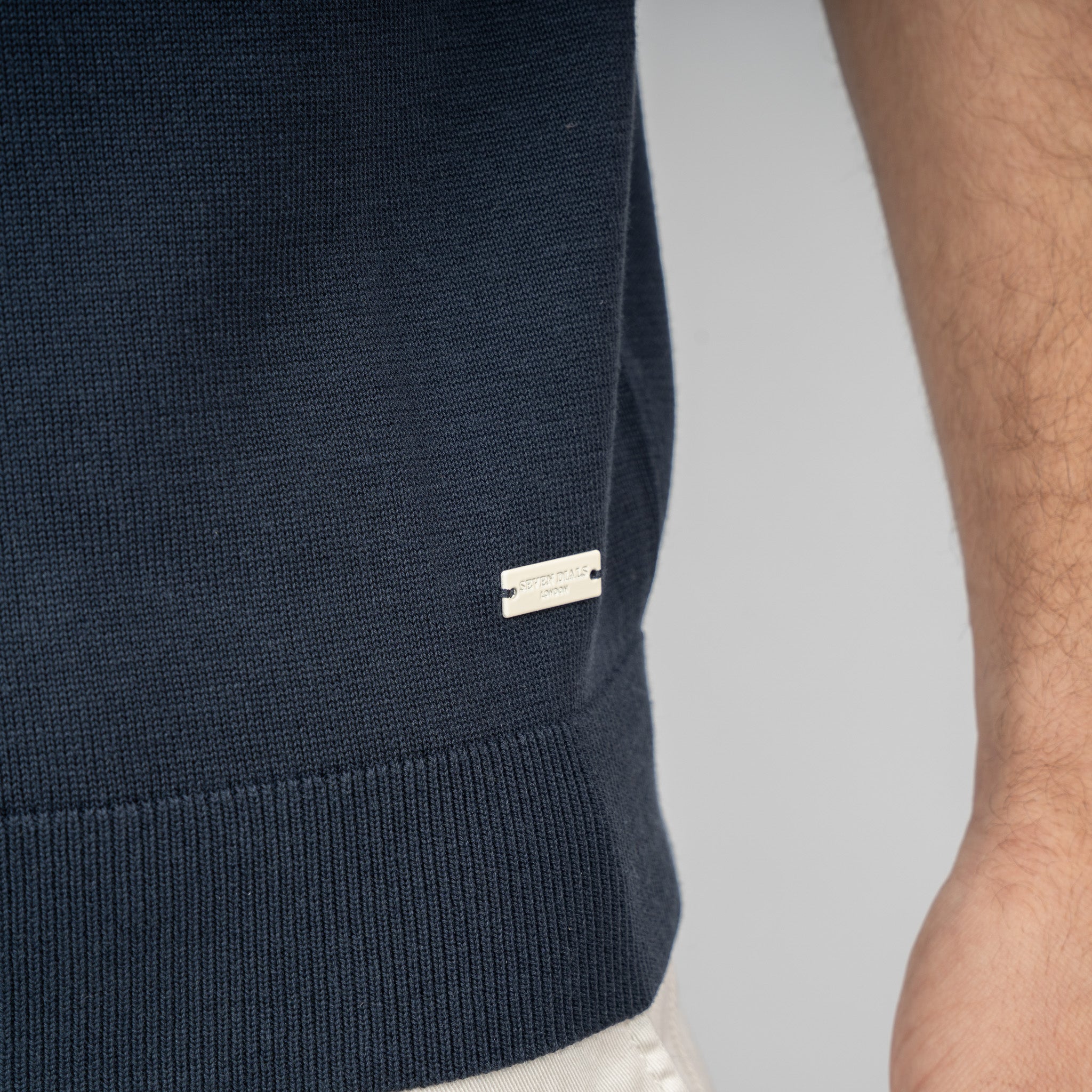SEVEN DIALS Gebreide Doorknoop Polo Blauw | Rudy