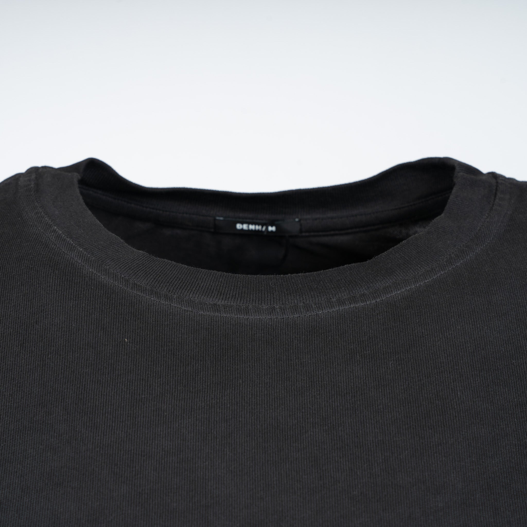 Denham T-Shirt met Backprint Zwart | Aces High Tee