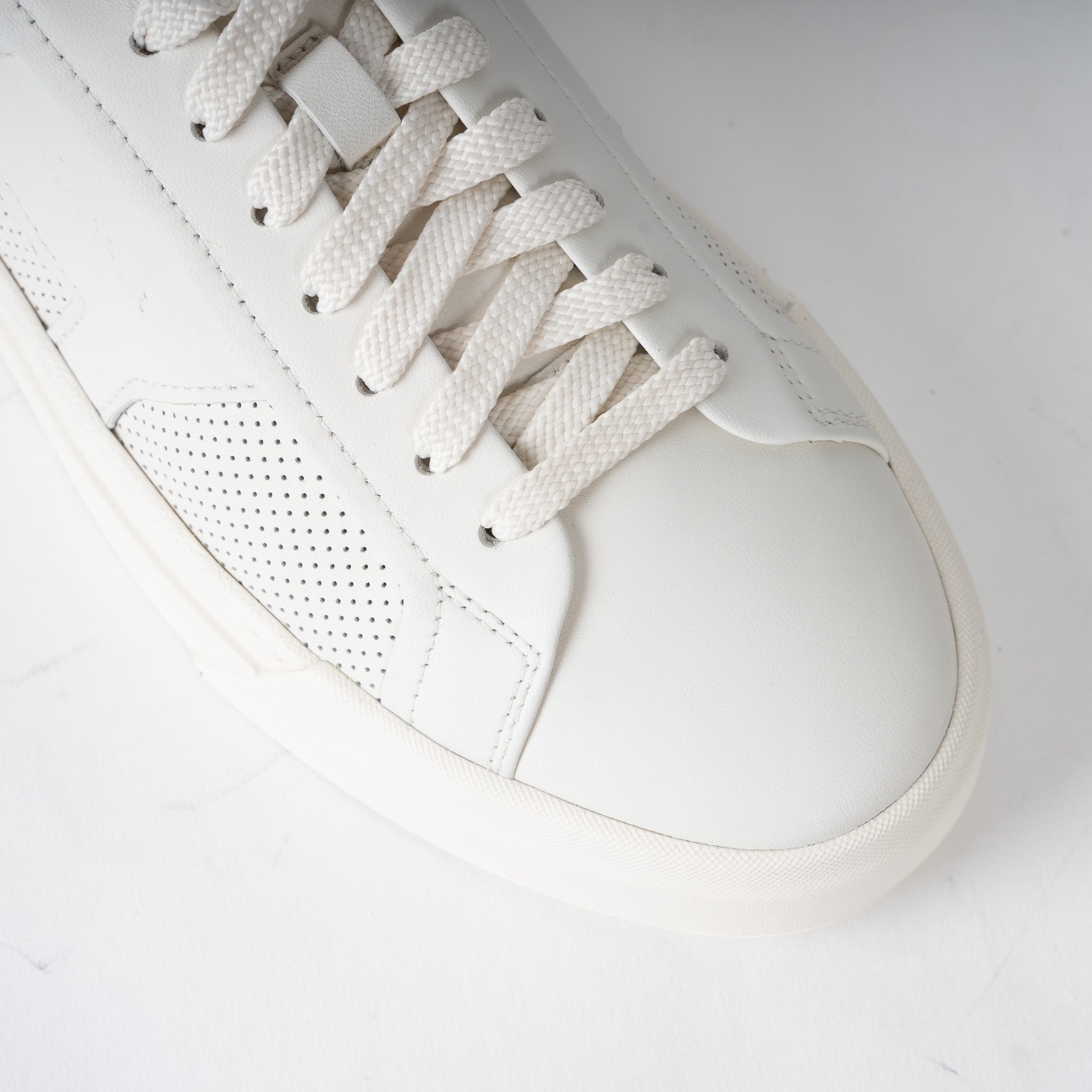 Santoni Sneaker Wit | Double Buckle Perforated