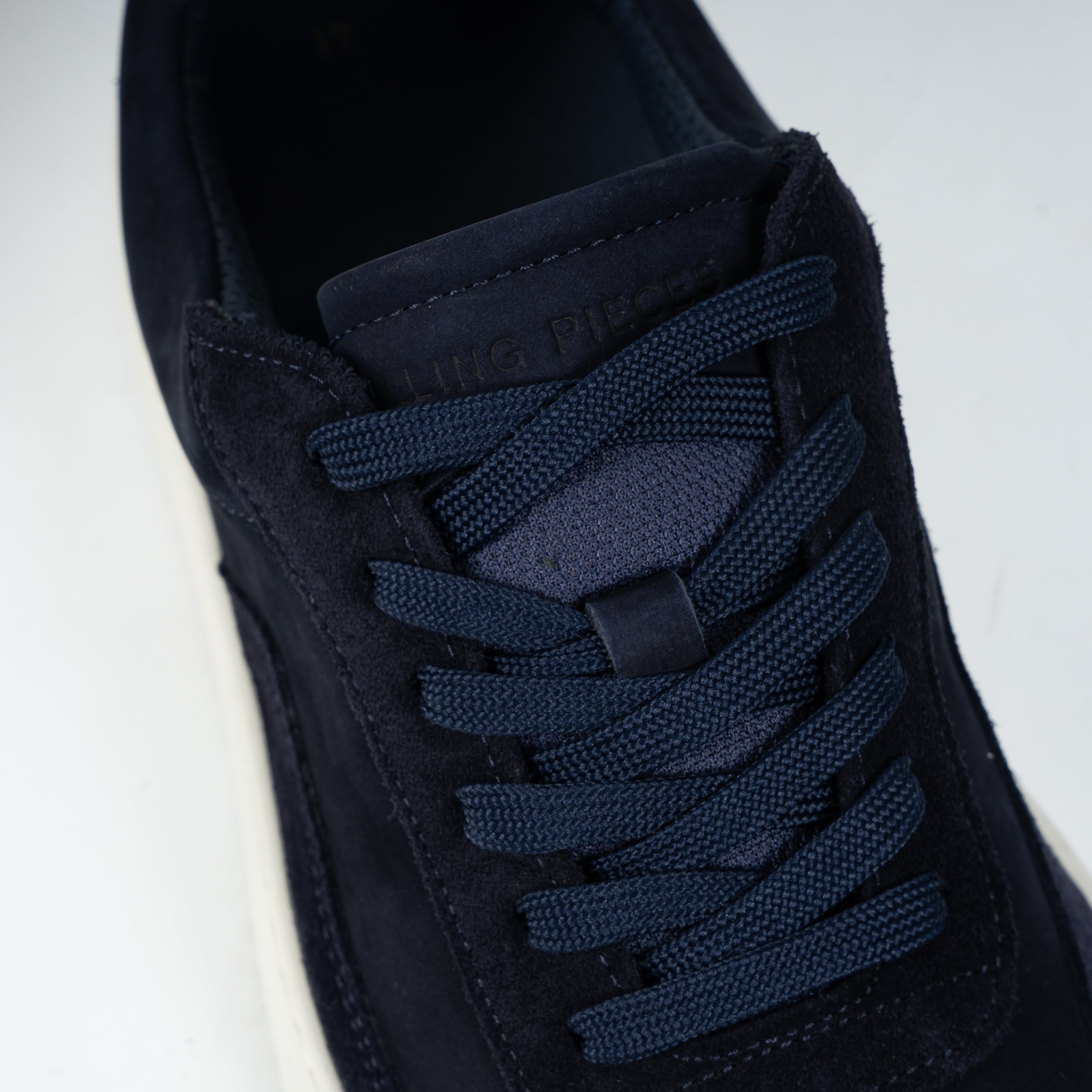 Filling Pieces Sneakers Blauw | Mondo Suede Grain