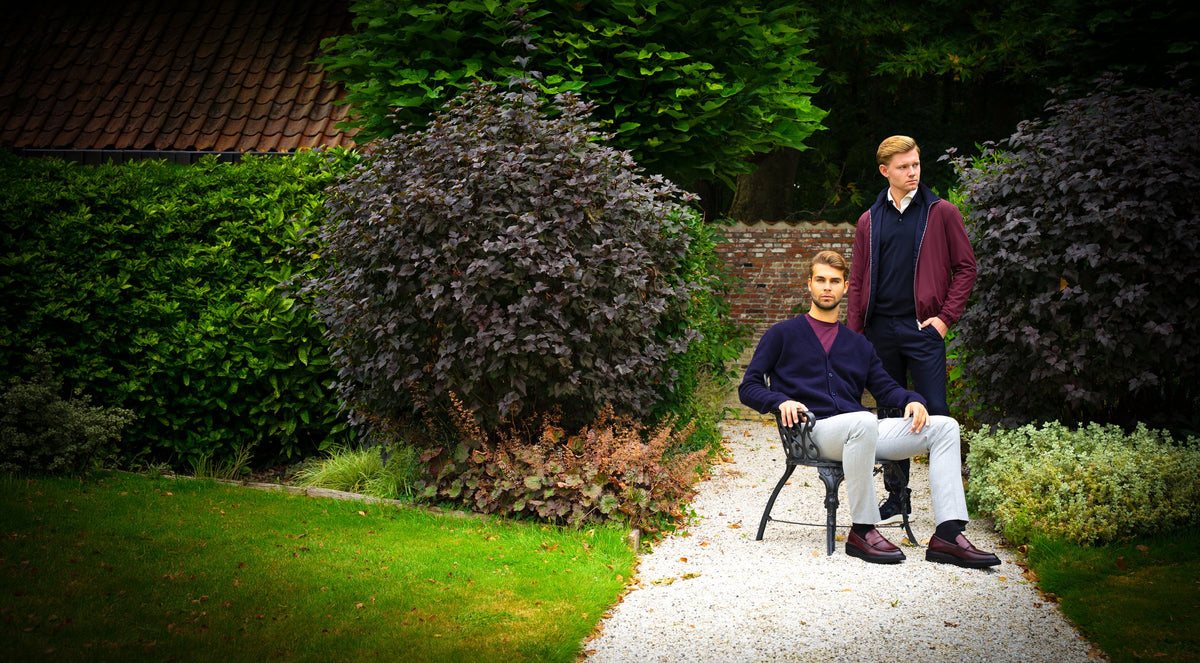 Outfit 14 – Rood Marco Pescarolo reversible jack met blauwe Slowear polo en Berwich pantalon